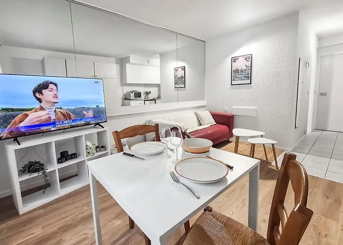 Affaires Et Detente Proche Nantes Apartamento Carquefou